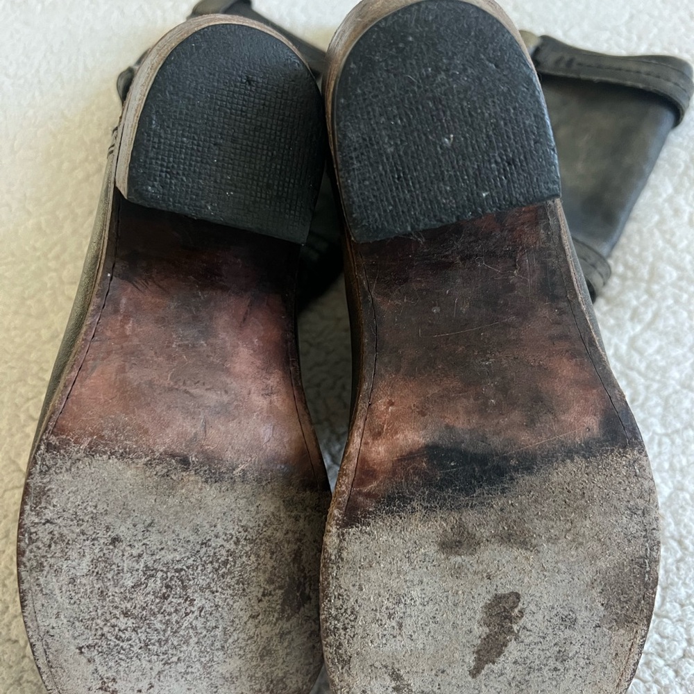 Frye Women's Black Distressed Leather Boots - Picture 12 of 13